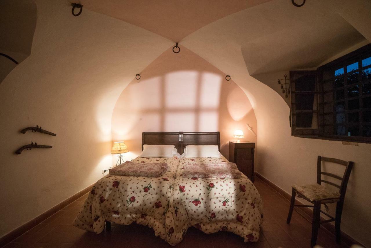 Casale Amati Country House Ortonovo Exterior photo